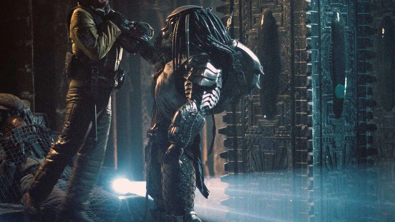 Phim Cuộc Chiến Dưới Tháp Cổ - AVP: Alien vs. Predator